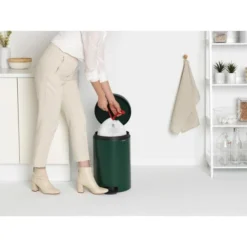 Pedaalemmer NewIcon BRABANTIA - 20 Liter Dennengroen -Aanbiedingen Tuin Wens Winkel pedaalemmer newicon 20 l dennegroen 1607881114 5 600